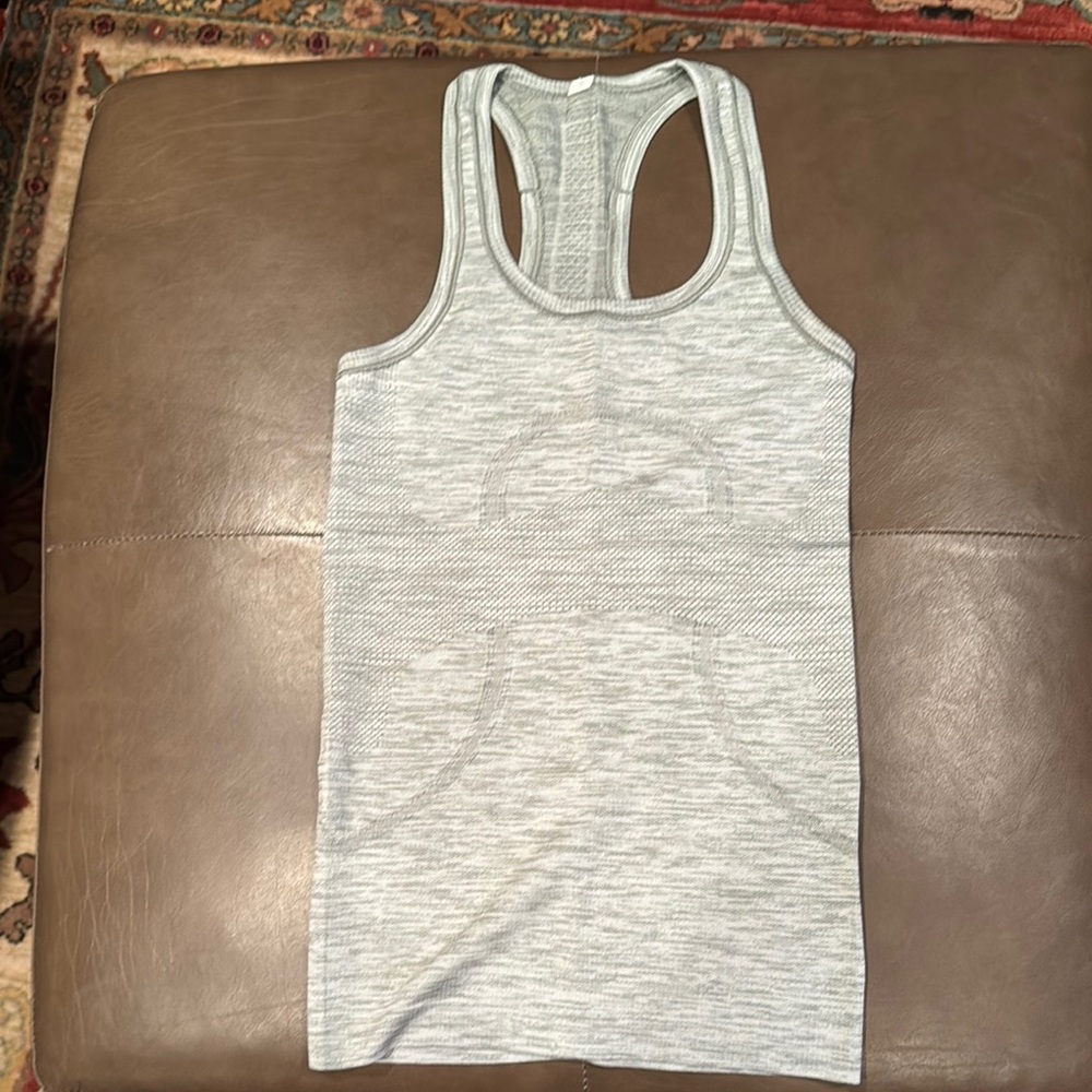Lululemon Athletica Gray Fitted Sleeveless Tank